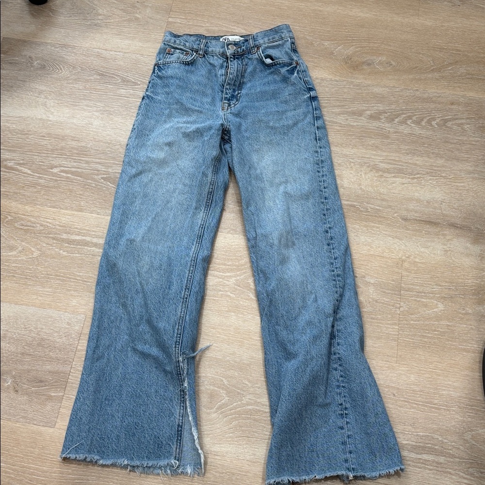 Zara The 90s Full Length Jean Size 2